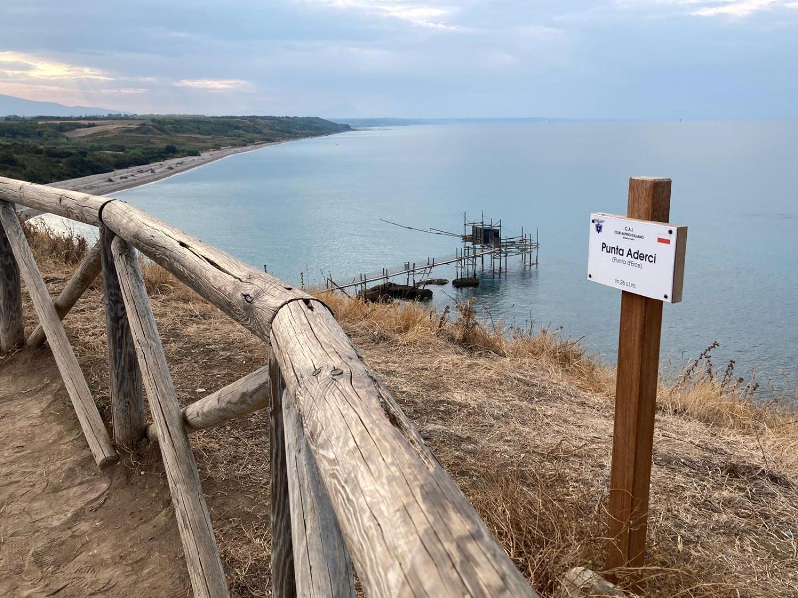 La Casa Di Stefania Διαμέρισμα Pollutri Εξωτερικό φωτογραφία